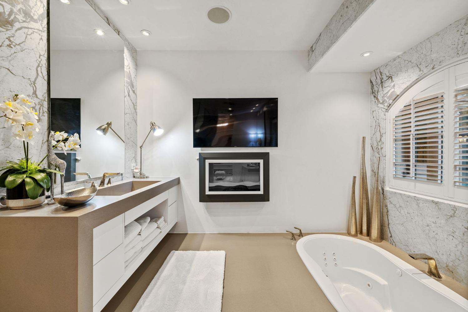 Detail Gallery Image 38 of 84 For 601 Crocker Rd, Sacramento,  CA 95864 - 4 Beds | 4/1 Baths