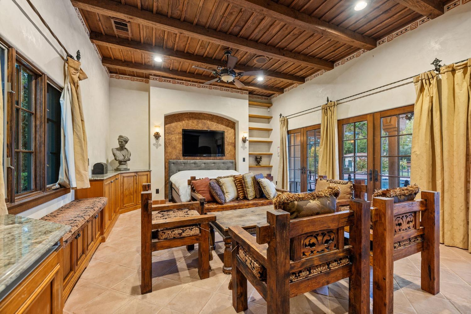 Detail Gallery Image 61 of 84 For 601 Crocker Rd, Sacramento,  CA 95864 - 4 Beds | 4/1 Baths