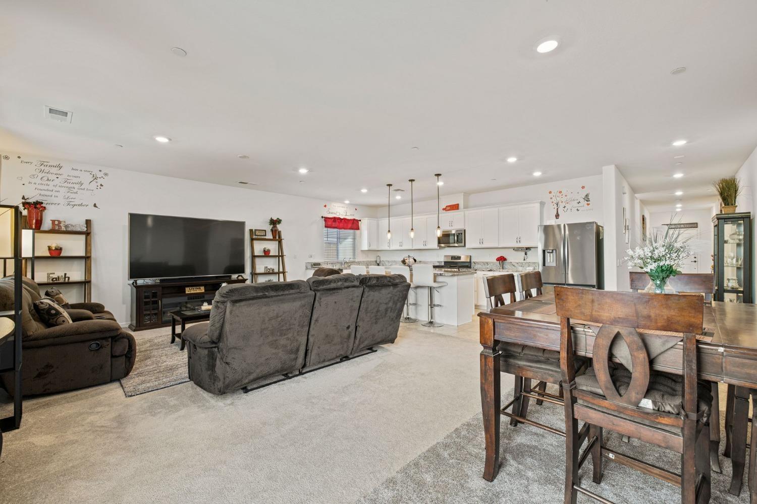 Detail Gallery Image 16 of 52 For 1355 Callison Way, Olivehurst,  CA 95961 - 4 Beds | 2 Baths