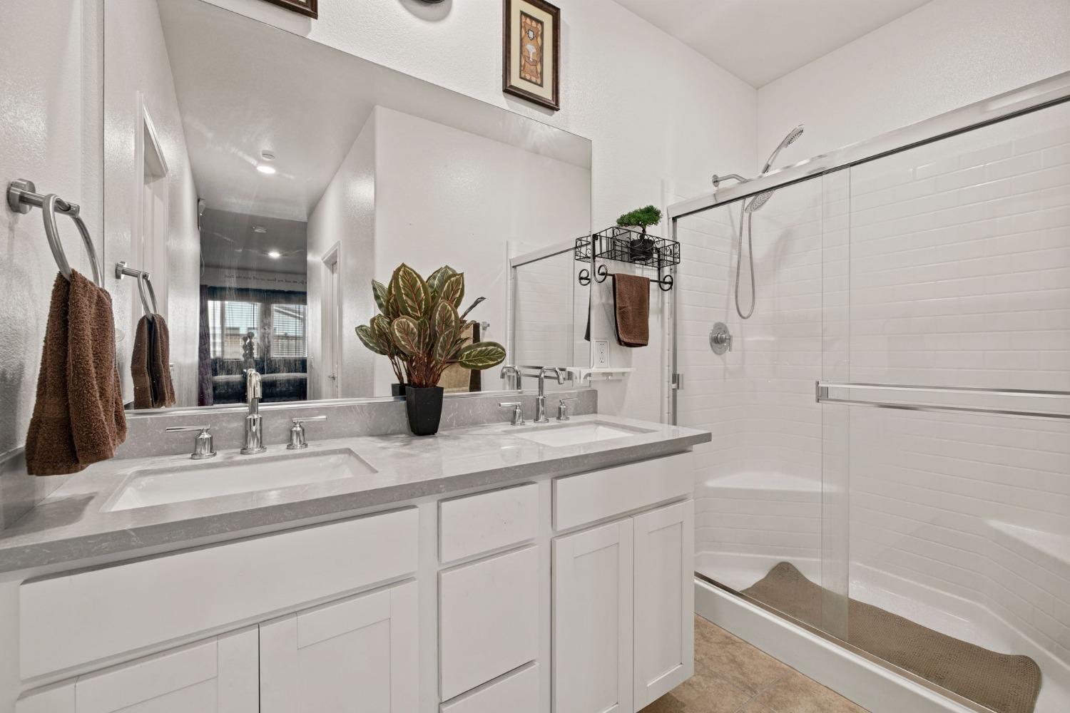 Detail Gallery Image 39 of 52 For 1355 Callison Way, Olivehurst,  CA 95961 - 4 Beds | 2 Baths
