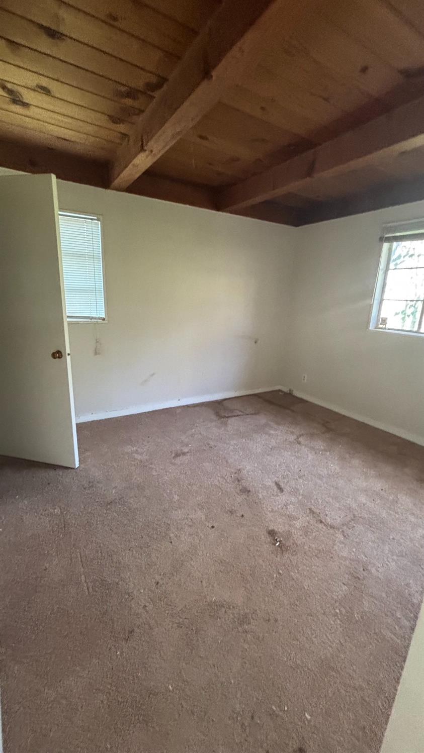 Detail Gallery Image 2 of 4 For 1611 Douglas Rd, Stockton,  CA 95207 - 2 Beds | 1 Baths
