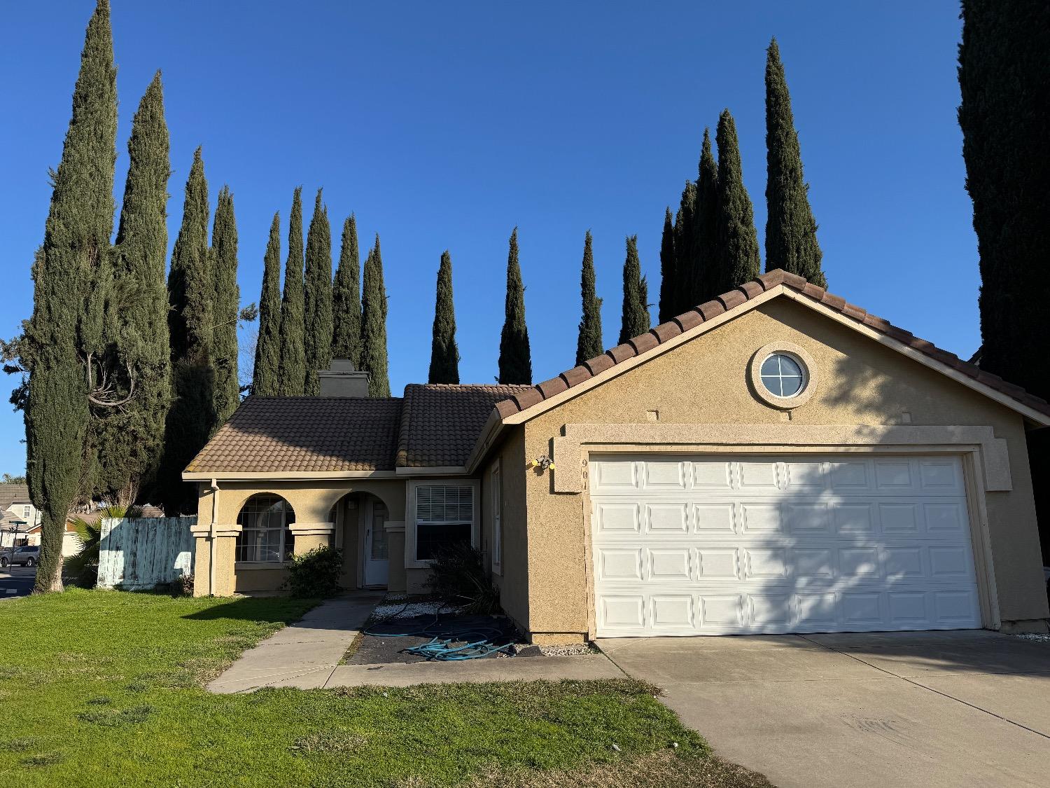 901 Kate Linde Circle