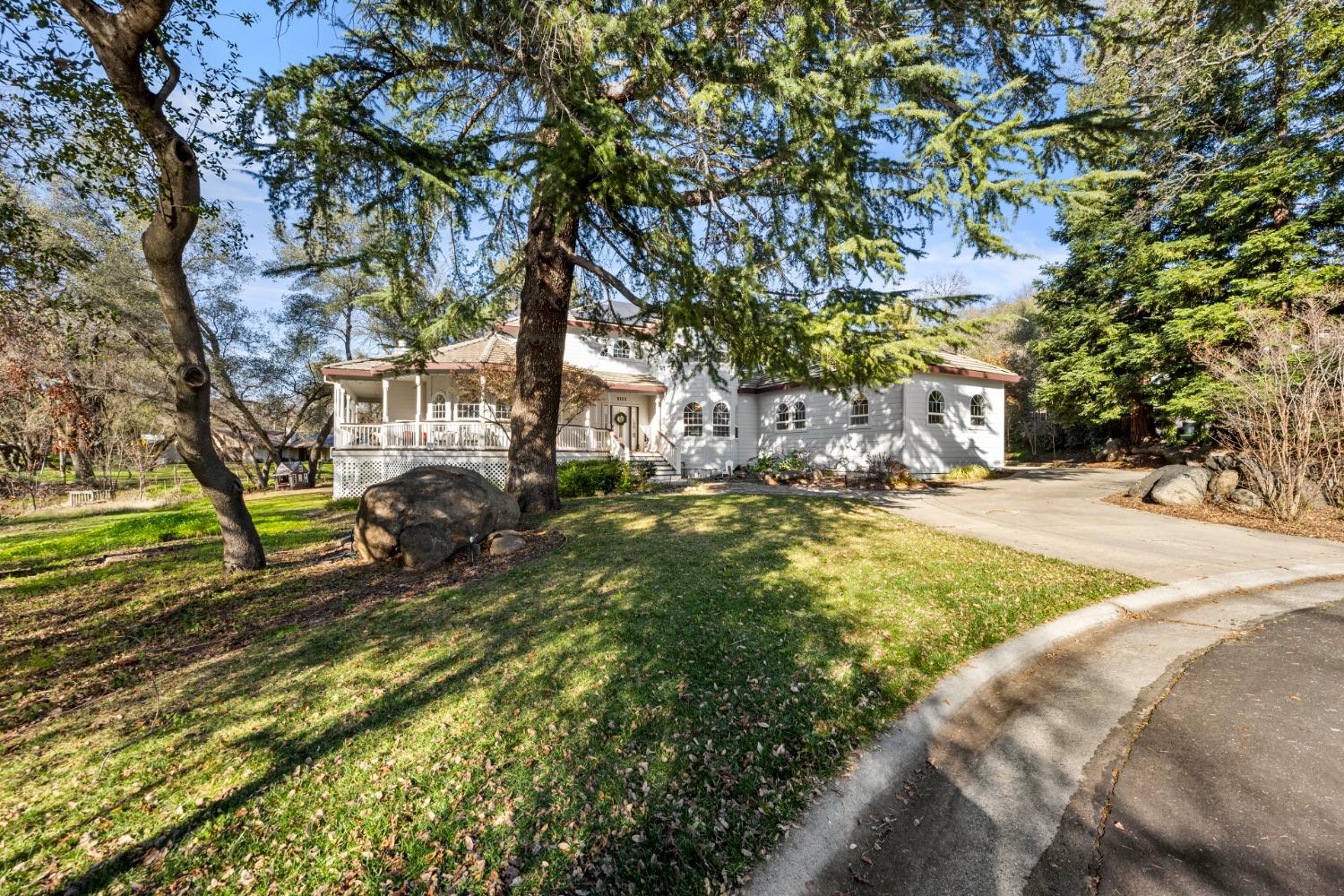 Cascades Court, Loomis, California image 1