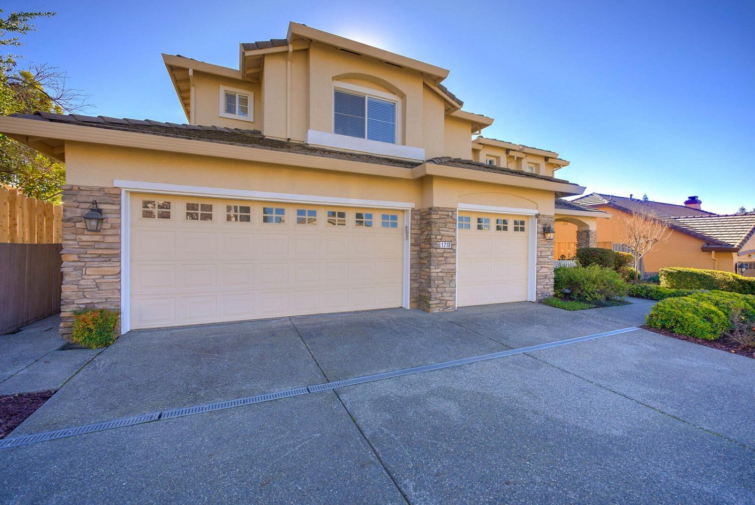 Piute Street, Rocklin, California image 2