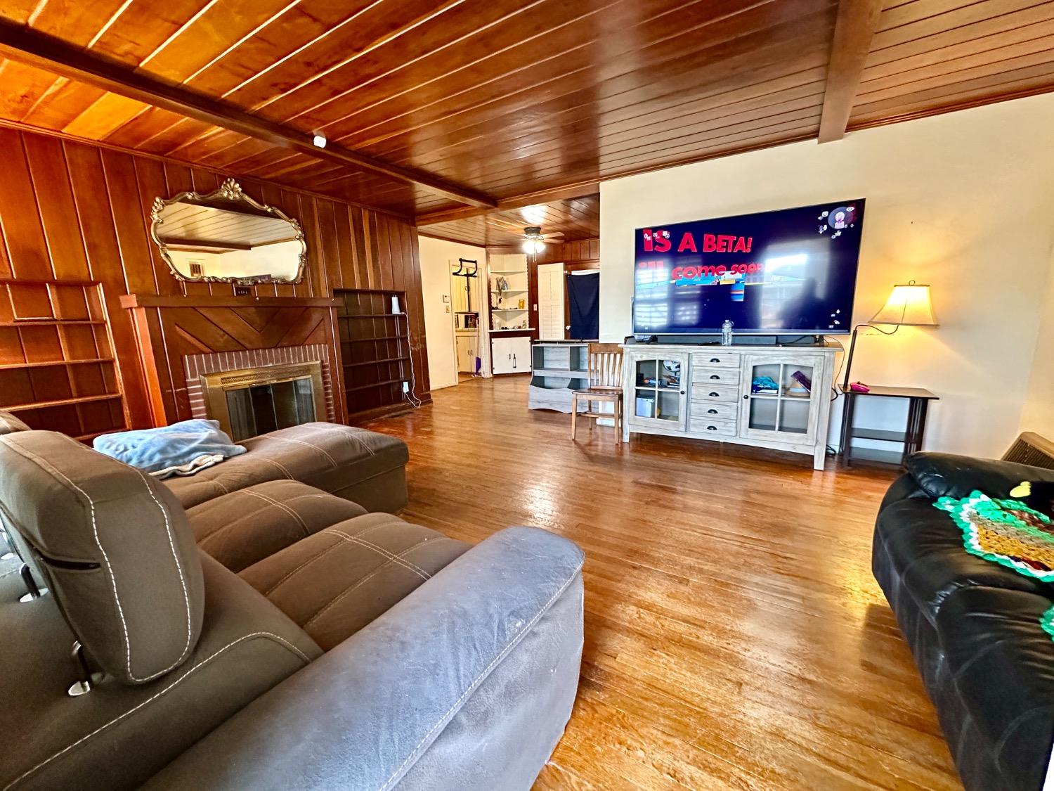 Detail Gallery Image 10 of 20 For 238 E Roseburg Ave, Modesto,  CA 95350 - 3 Beds | 1 Baths