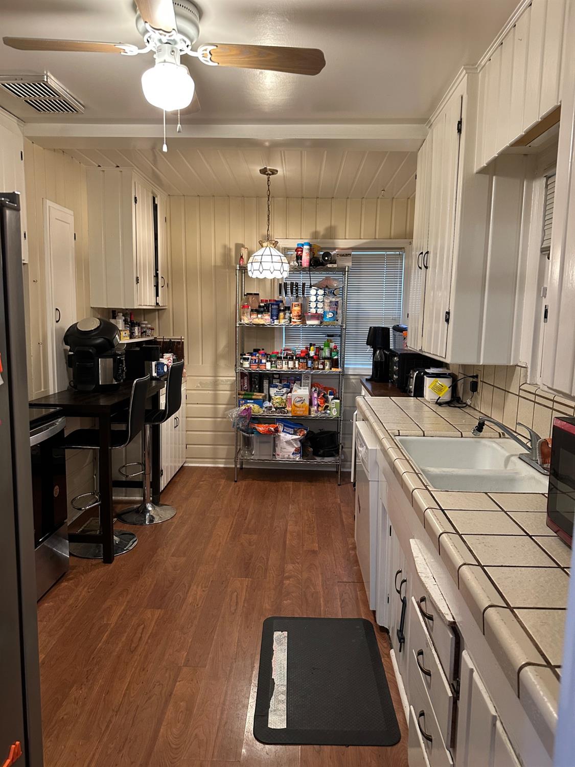 Detail Gallery Image 17 of 20 For 238 E Roseburg Ave, Modesto,  CA 95350 - 3 Beds | 1 Baths