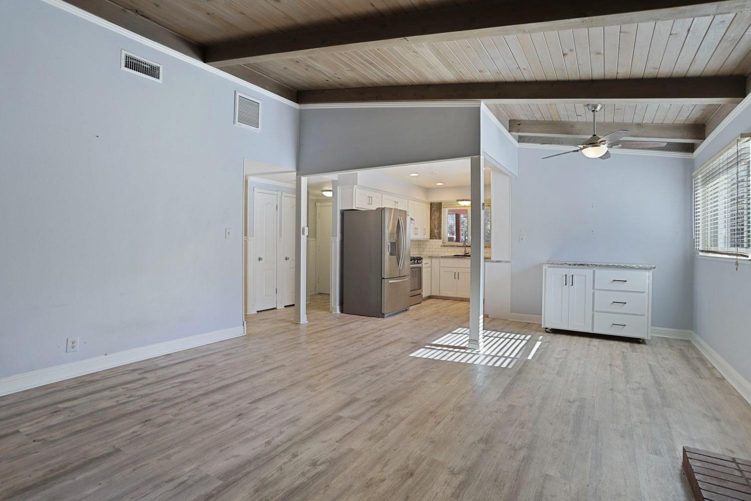 Detail Gallery Image 11 of 39 For 6015 Williamsburg Pl, Stockton,  CA 95207 - 3 Beds | 2 Baths