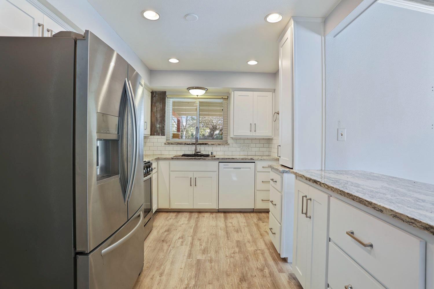 Detail Gallery Image 15 of 39 For 6015 Williamsburg Pl, Stockton,  CA 95207 - 3 Beds | 2 Baths