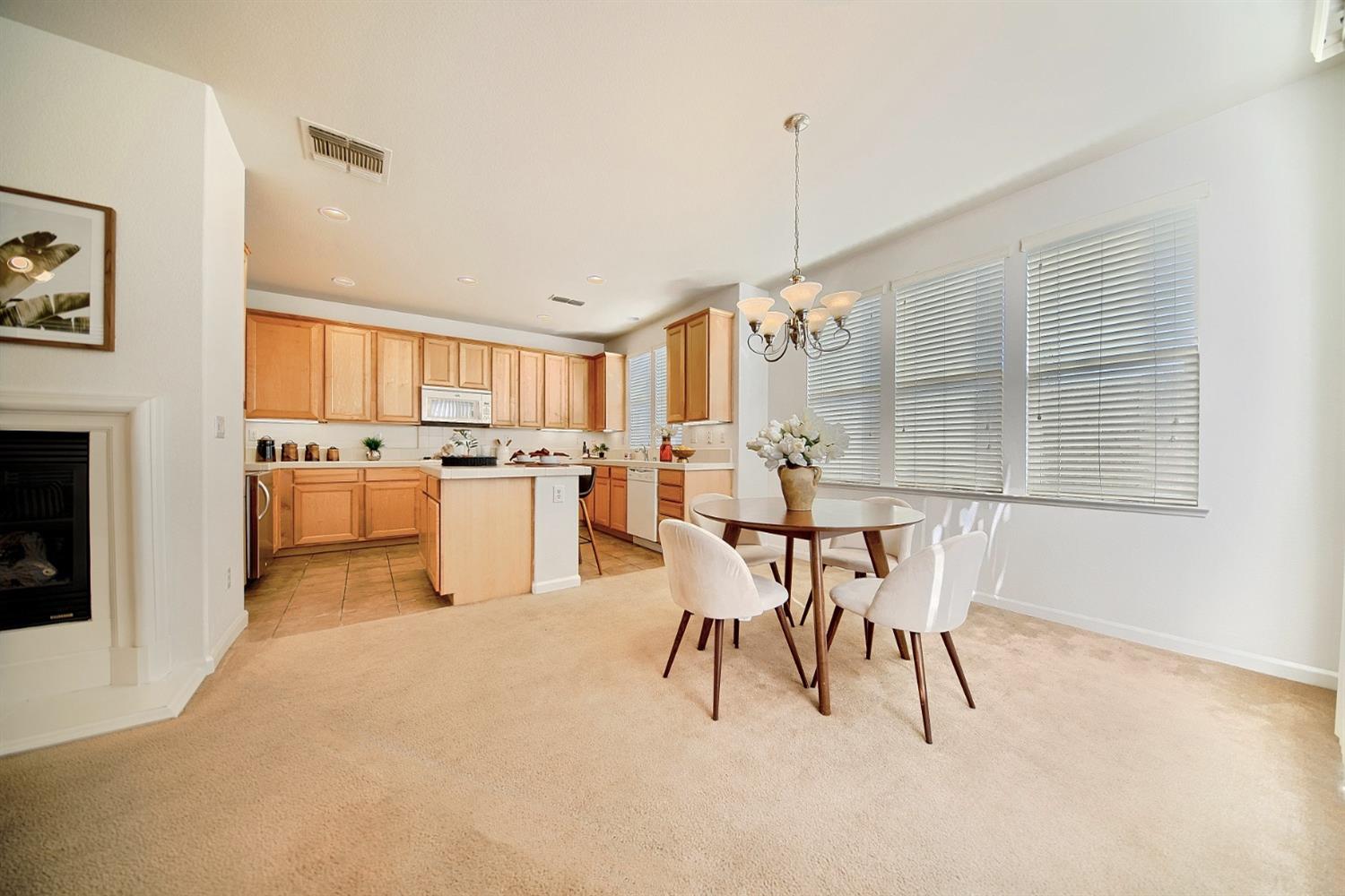 Detail Gallery Image 6 of 36 For 5249 Vesta Cir, Stockton,  CA 95219 - 3 Beds | 2/1 Baths