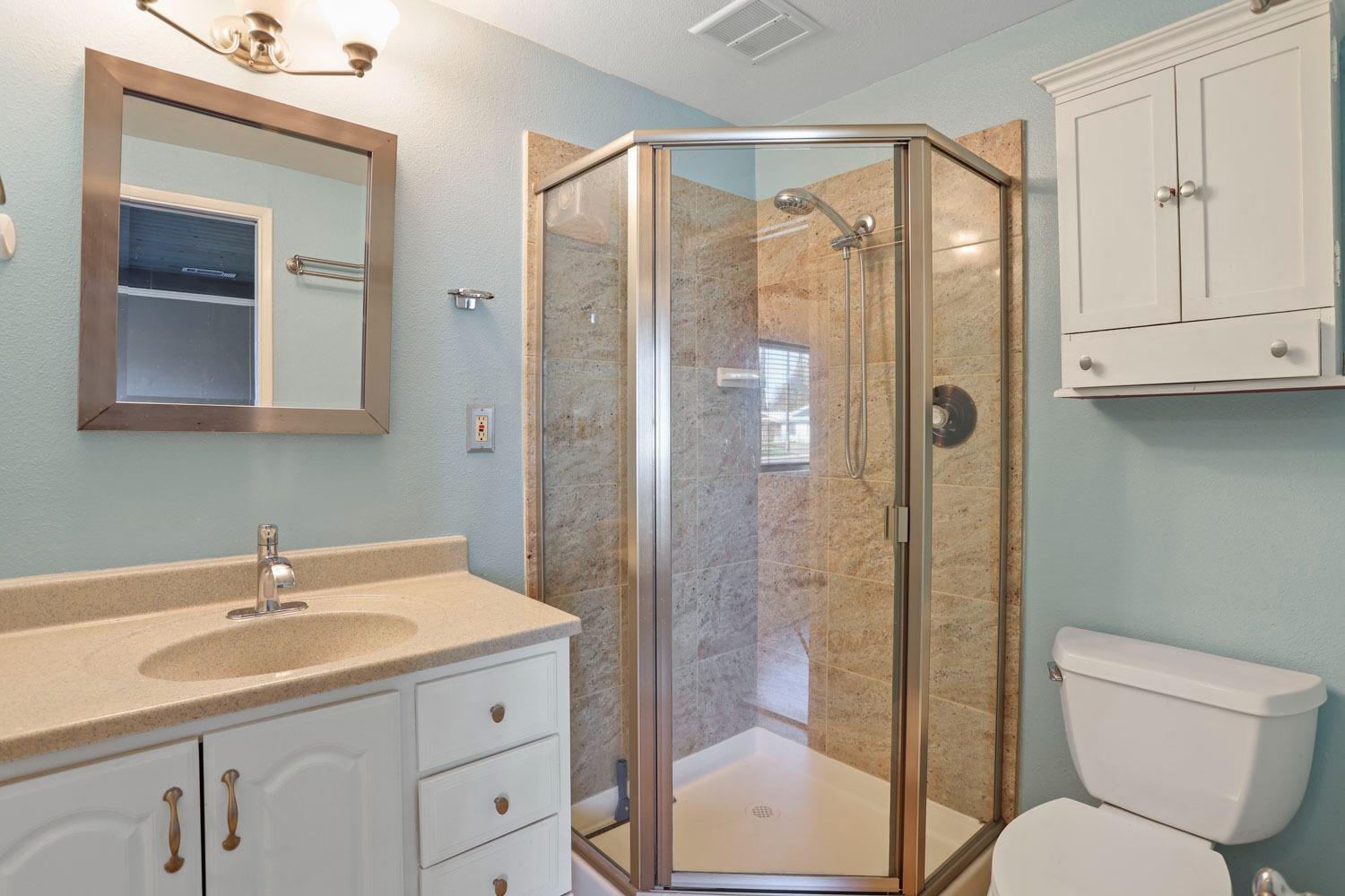 Detail Gallery Image 29 of 39 For 6015 Williamsburg Pl, Stockton,  CA 95207 - 3 Beds | 2 Baths