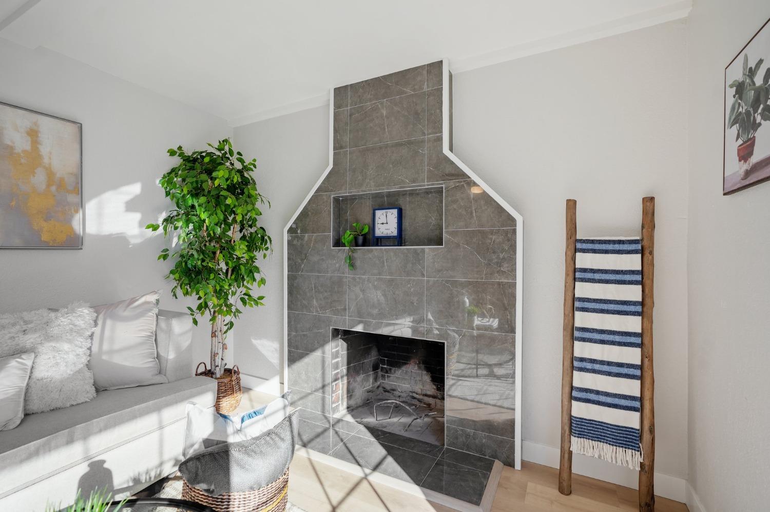Detail Gallery Image 13 of 31 For 2644 Cypress Ave, Stockton,  CA 95207 - 3 Beds | 2 Baths