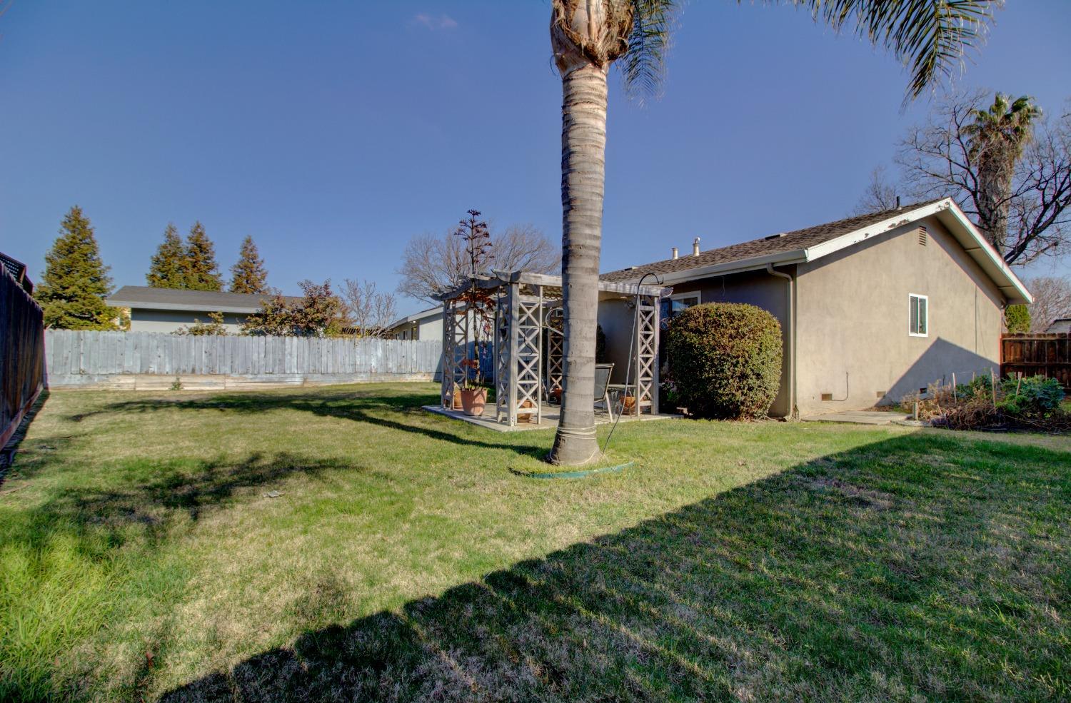 N Hickory Avenue, Tracy, California image 38