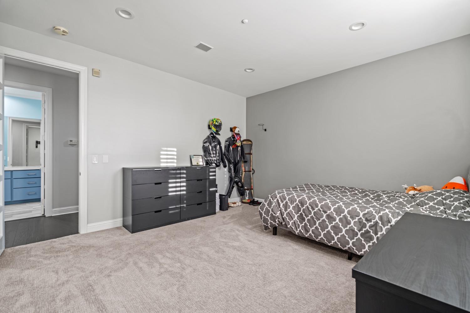 Detail Gallery Image 49 of 88 For 6889 Schindler Rd, Newcastle,  CA 95658 - 4 Beds | 4/1 Baths