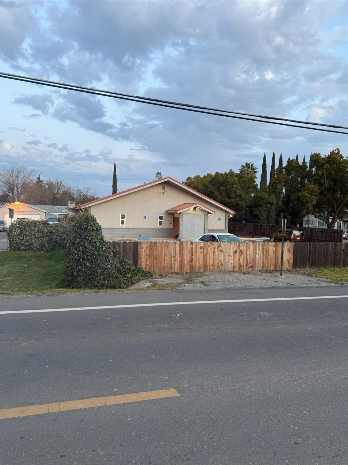 N Gledhill Avenue, Olivehurst, California image 3