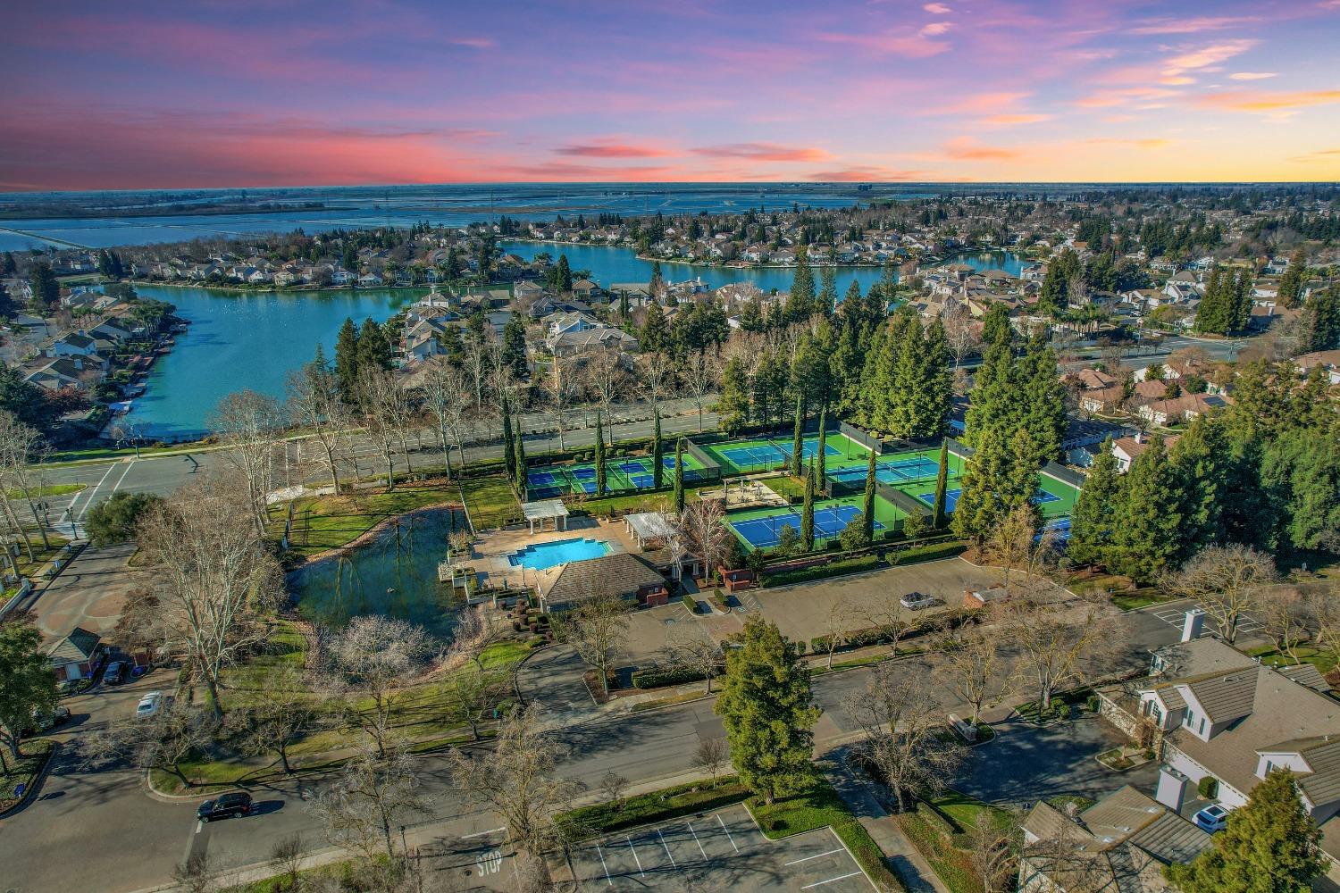 Detail Gallery Image 54 of 66 For 3653 Saint Andrews Dr #14,  Stockton,  CA 95219 - 3 Beds | 2 Baths