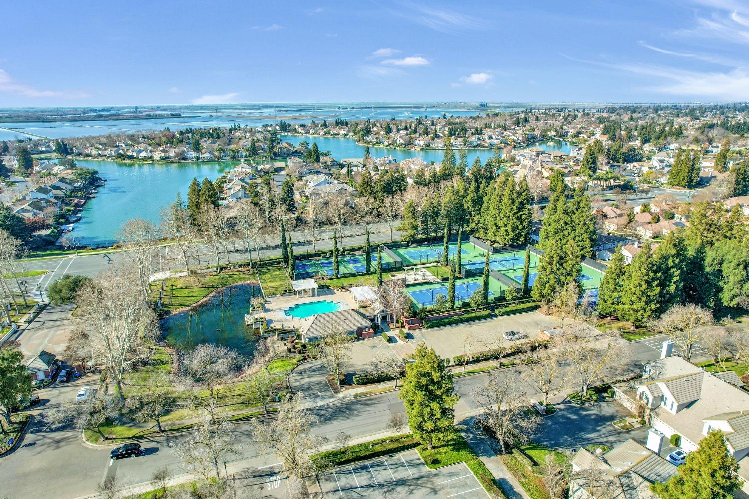 Detail Gallery Image 57 of 66 For 3653 Saint Andrews Dr #14,  Stockton,  CA 95219 - 3 Beds | 2 Baths