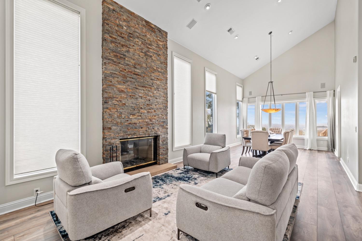 Detail Gallery Image 8 of 88 For 6889 Schindler Rd, Newcastle,  CA 95658 - 4 Beds | 4/1 Baths