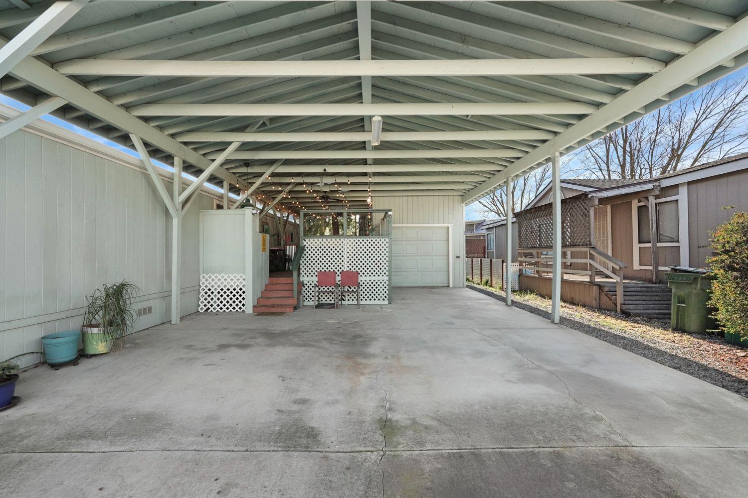 Detail Gallery Image 3 of 27 For 8 River Bend Dr, Lodi,  CA 95242 - 2 Beds | 2 Baths