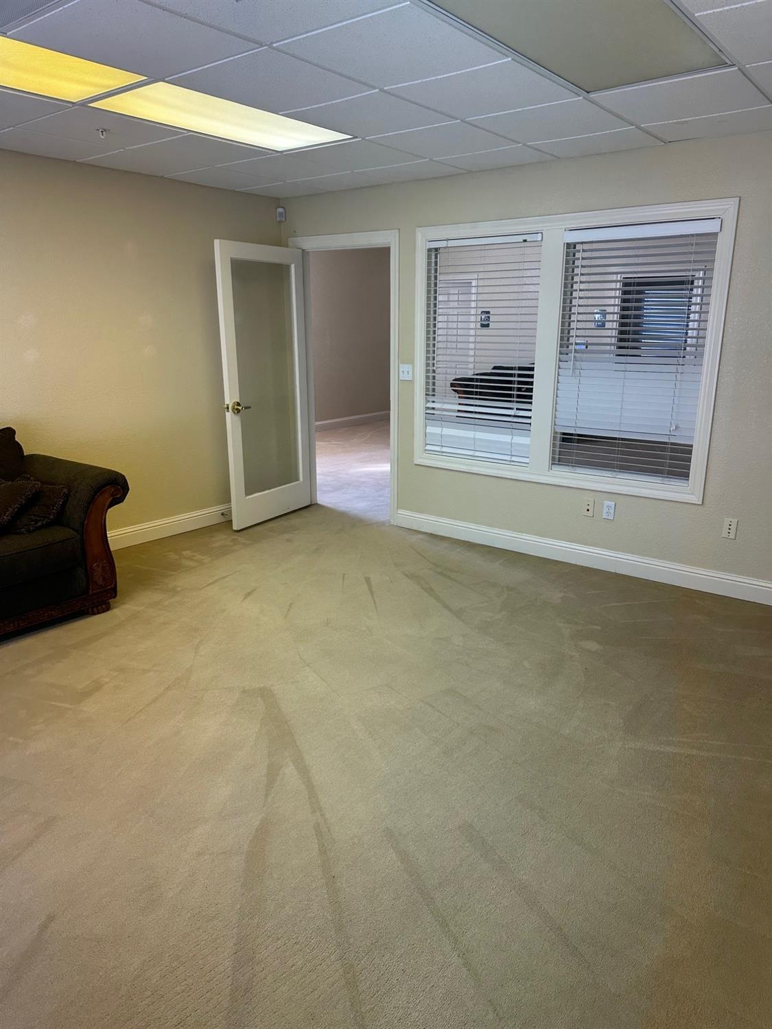 Detail Gallery Image 16 of 17 For 1111 J St, Modesto,  CA 95354 - – Beds | – Baths