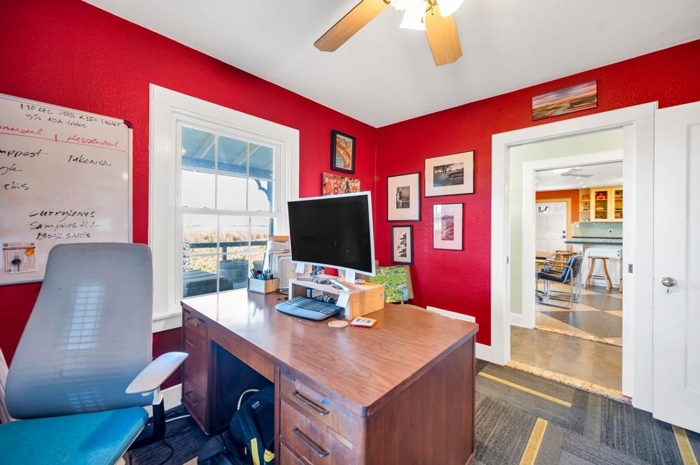 Detail Gallery Image 23 of 74 For 13263 Grand Island Rd, Walnut Grove,  CA 95690 - 4 Beds | 1/1 Baths