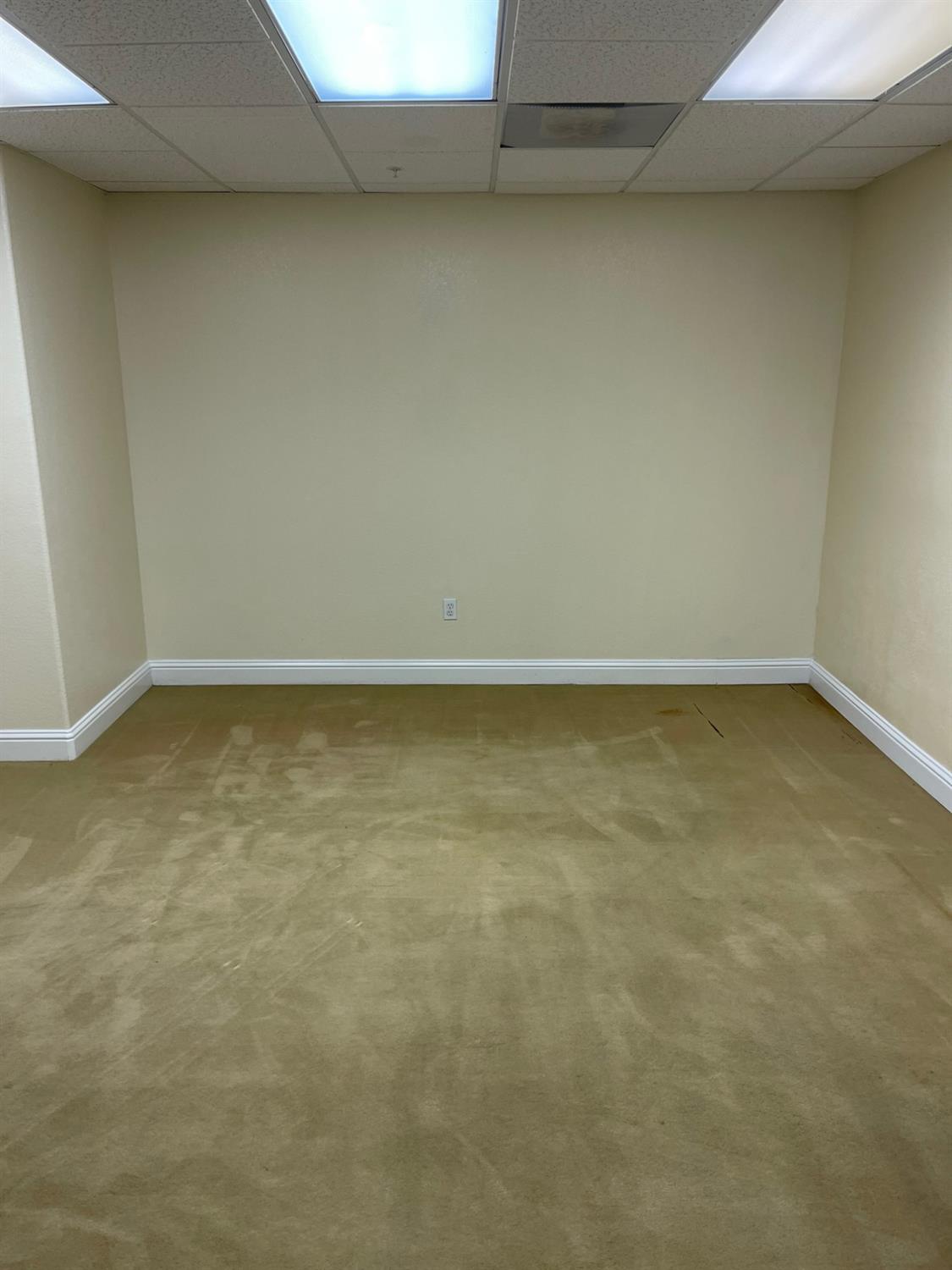 Detail Gallery Image 7 of 17 For 1111 J St, Modesto,  CA 95354 - – Beds | – Baths