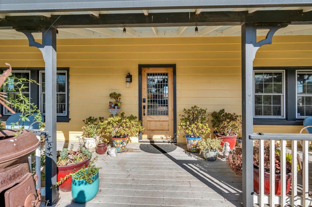 Detail Gallery Image 16 of 74 For 13263 Grand Island Rd, Walnut Grove,  CA 95690 - 4 Beds | 1/1 Baths