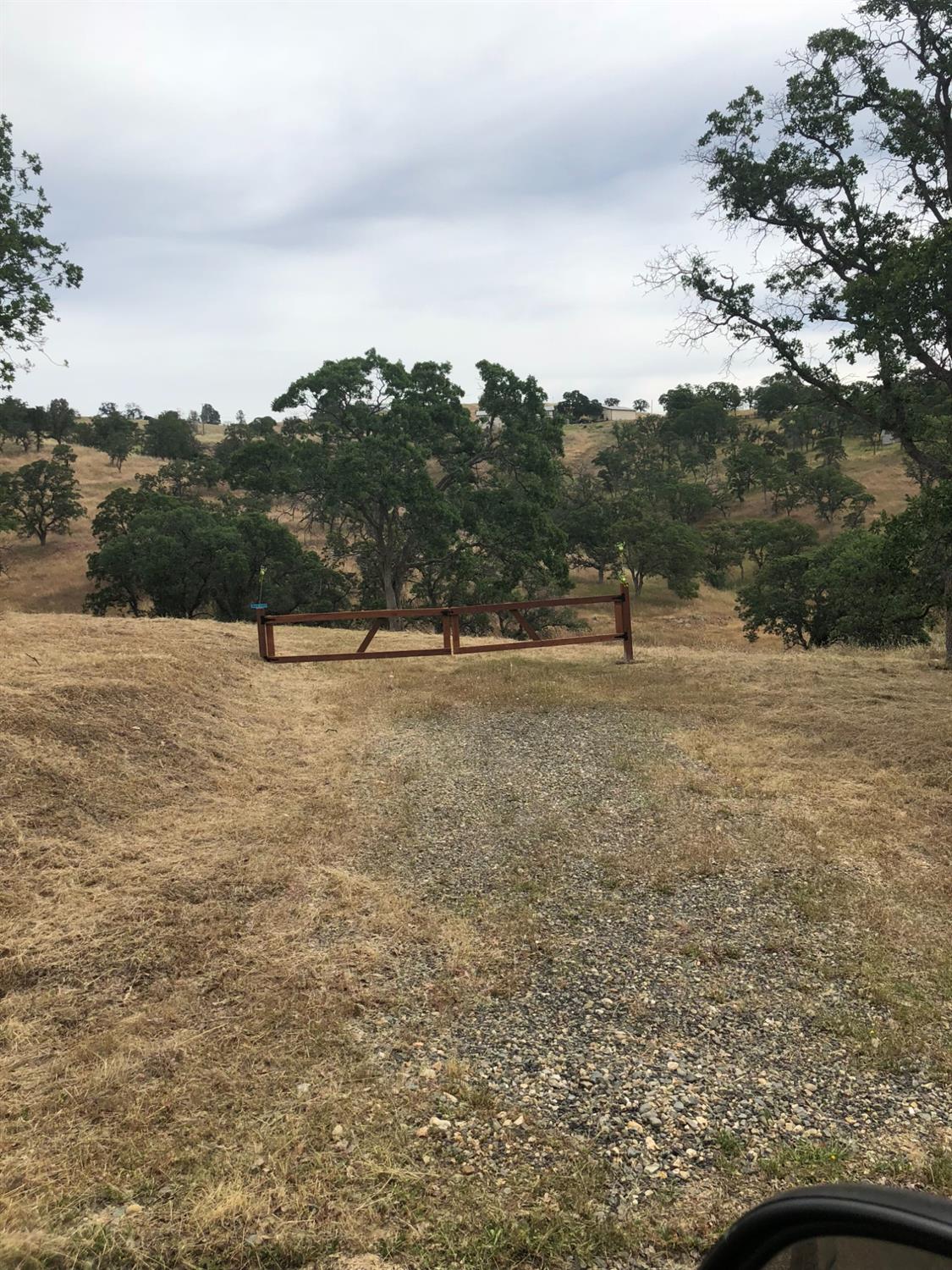 Alamo Drive, La Grange, California image 3