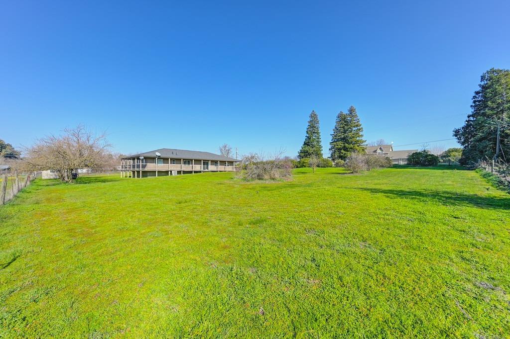 Sharrmont Ct, Wilton, California image 33