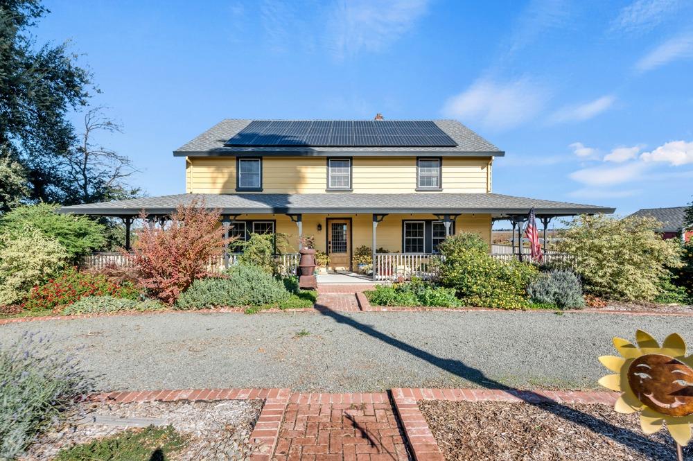 Detail Gallery Image 9 of 74 For 13263 Grand Island Rd, Walnut Grove,  CA 95690 - 4 Beds | 1/1 Baths