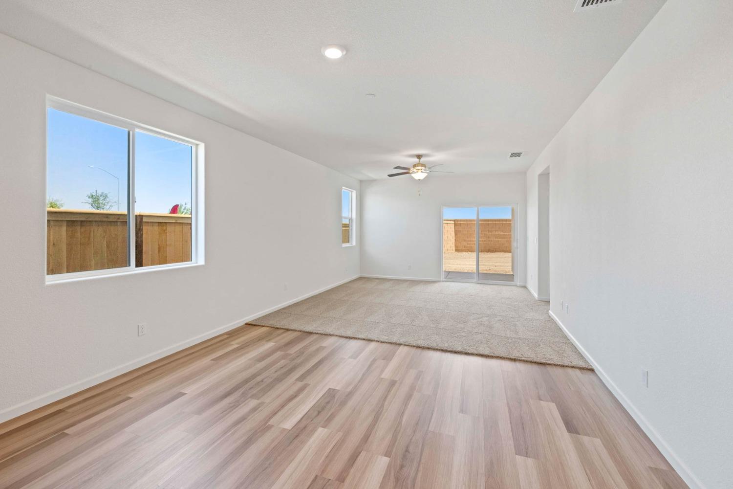 Detail Gallery Image 7 of 11 For 3037 Aerosmith Way, Stockton,  CA 95212 - 4 Beds | 2 Baths
