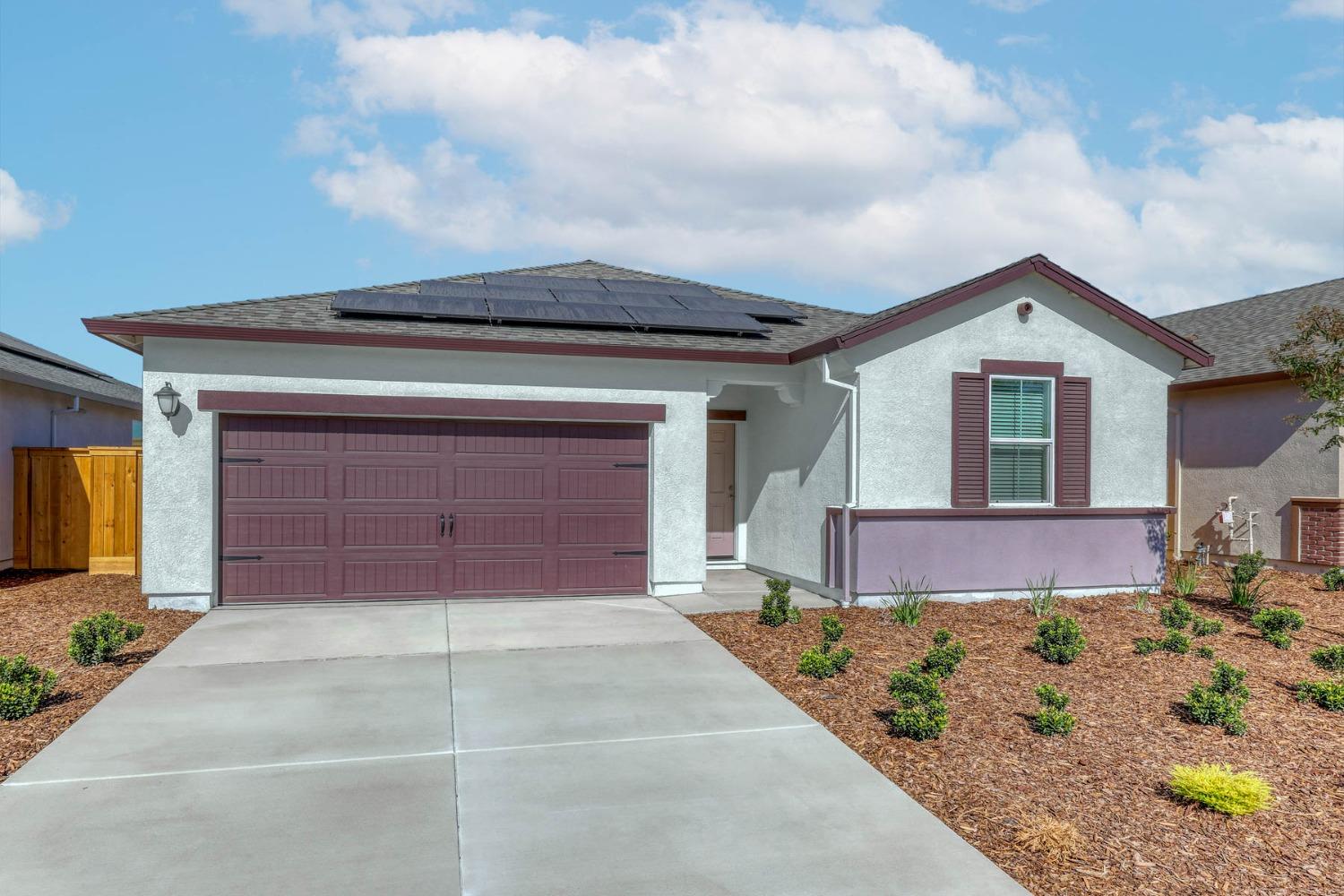 Detail Gallery Image 1 of 11 For 3037 Aerosmith Way, Stockton,  CA 95212 - 4 Beds | 2 Baths