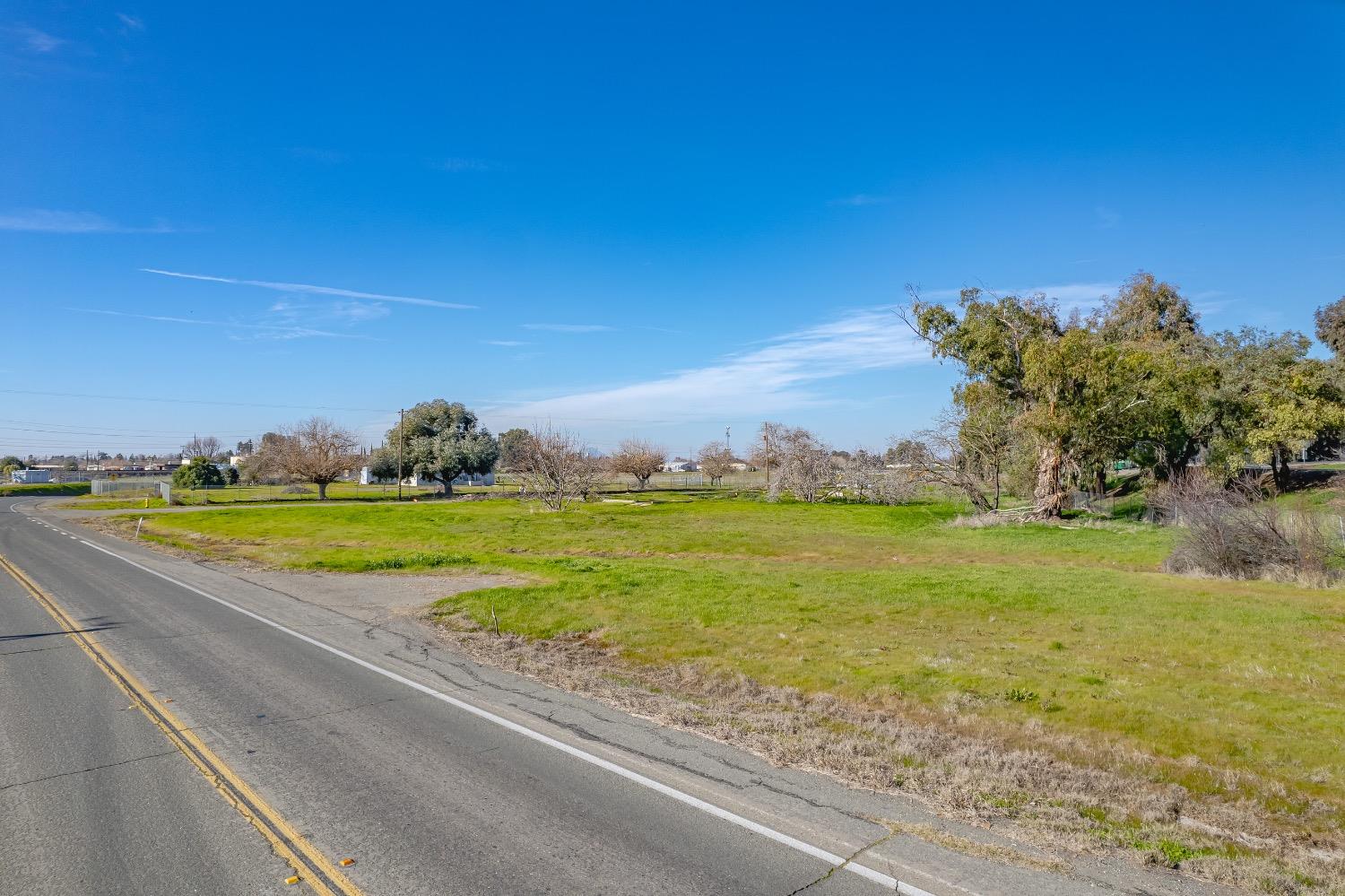 Chestnut Road, Olivehurst, California image 3