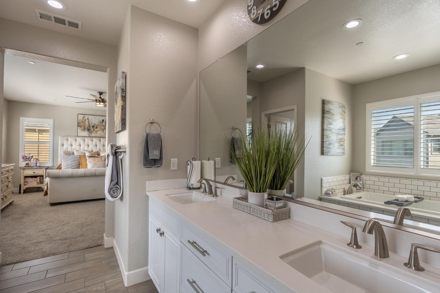 Detail Gallery Image 29 of 36 For 2640 Buttercup Dr, Lodi,  CA 95242 - 4 Beds | 3 Baths
