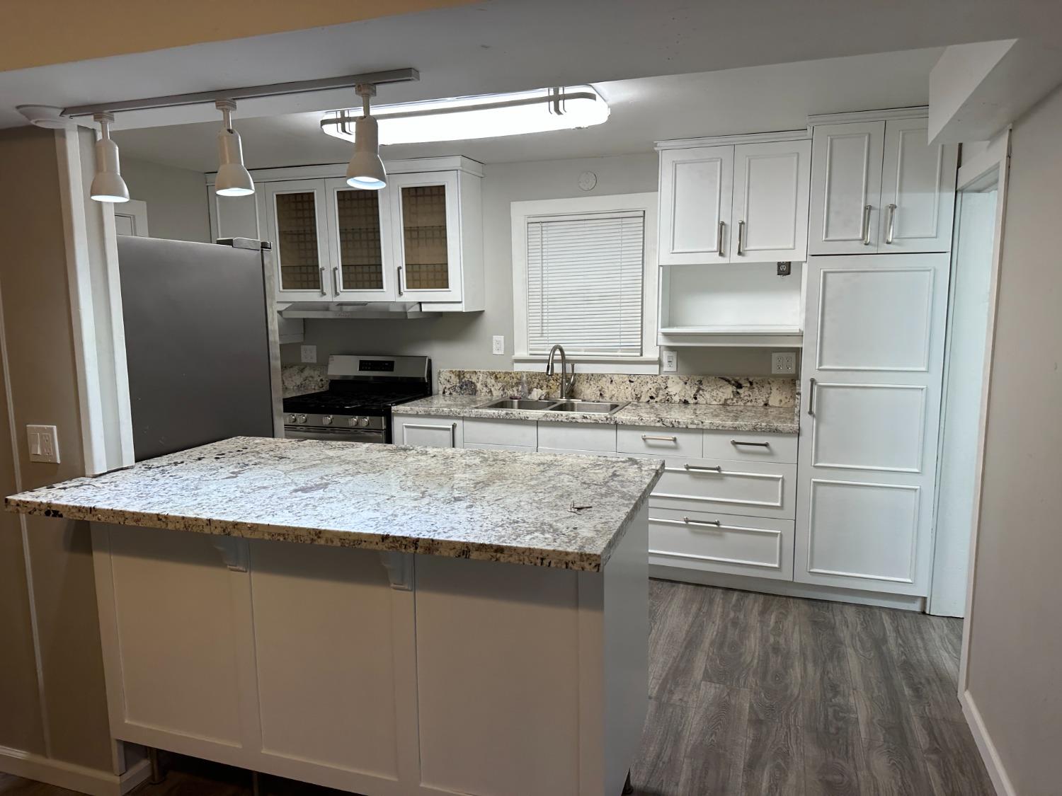 Detail Gallery Image 9 of 94 For 720 Jay St, Colusa,  CA 95932 - 3 Beds | 2 Baths