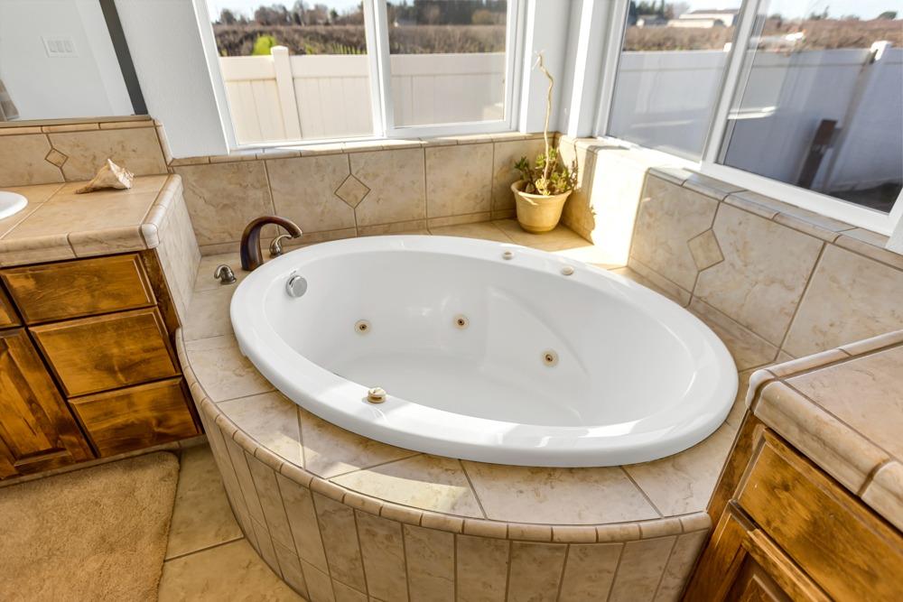 Detail Gallery Image 20 of 95 For 6539 E Peltier Rd, Acampo,  CA 95220 - 3 Beds | 2/1 Baths