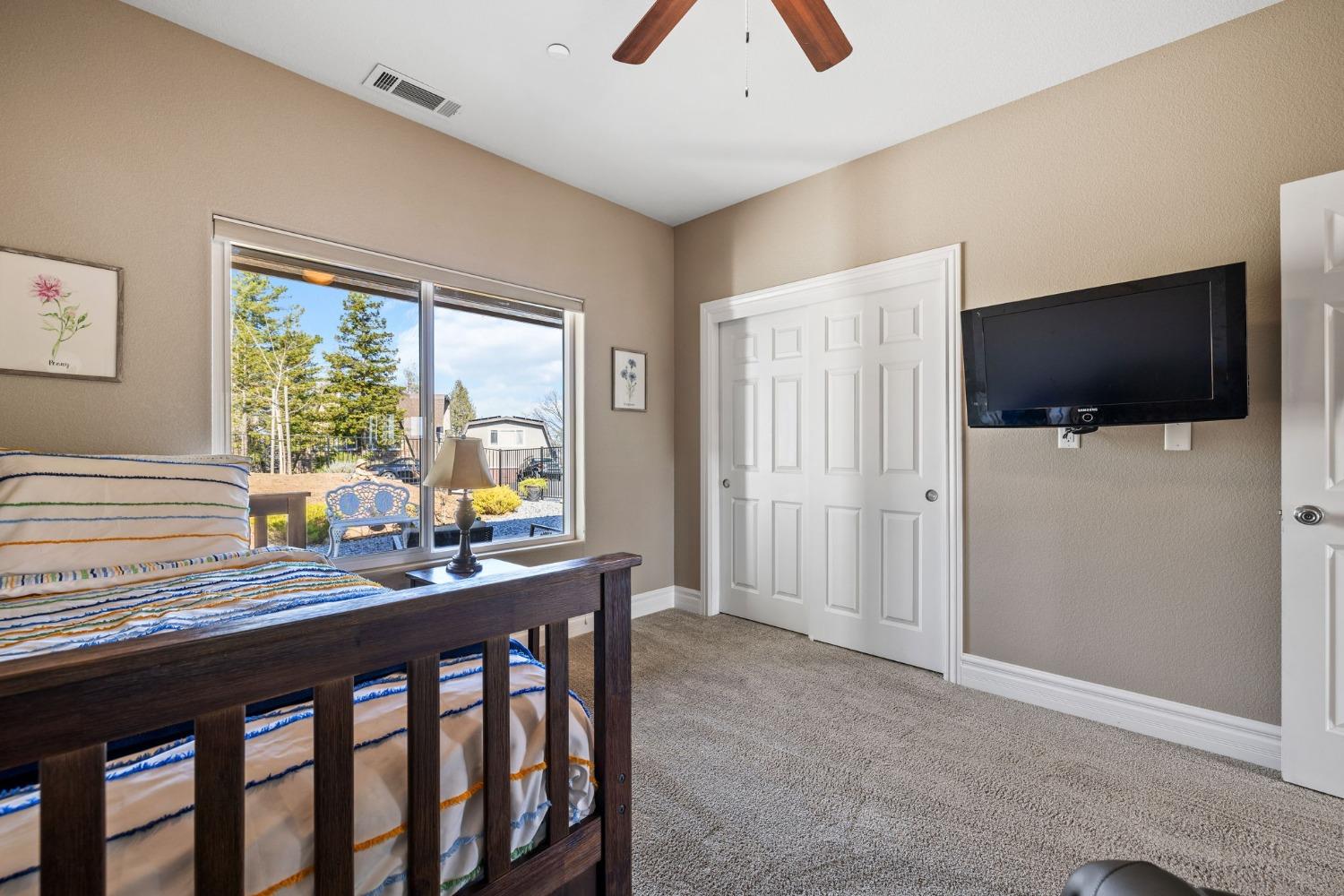 Detail Gallery Image 15 of 56 For 1730 Deadwood Ct, Cool,  CA 95614 - 4 Beds | 2 Baths