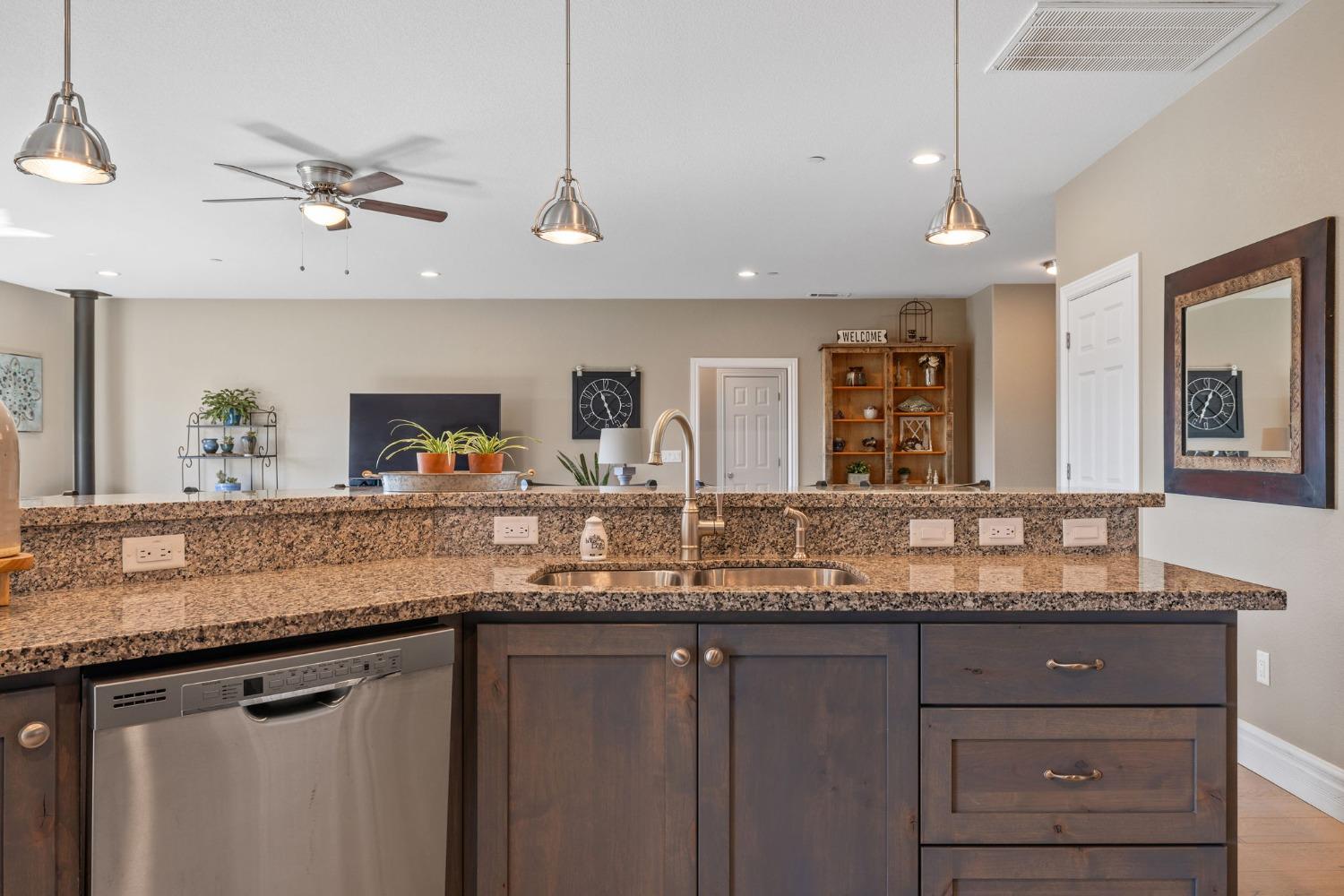 Detail Gallery Image 27 of 56 For 1730 Deadwood Ct, Cool,  CA 95614 - 4 Beds | 2 Baths