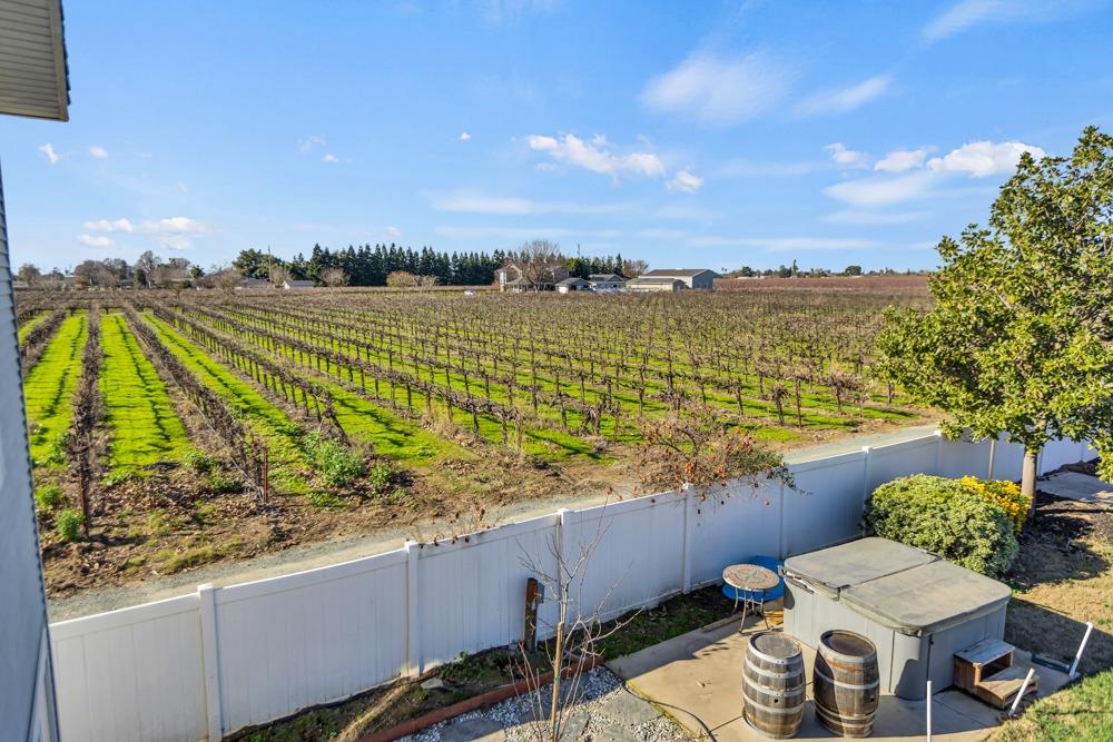Detail Gallery Image 51 of 95 For 6539 E Peltier Rd, Acampo,  CA 95220 - 3 Beds | 2/1 Baths