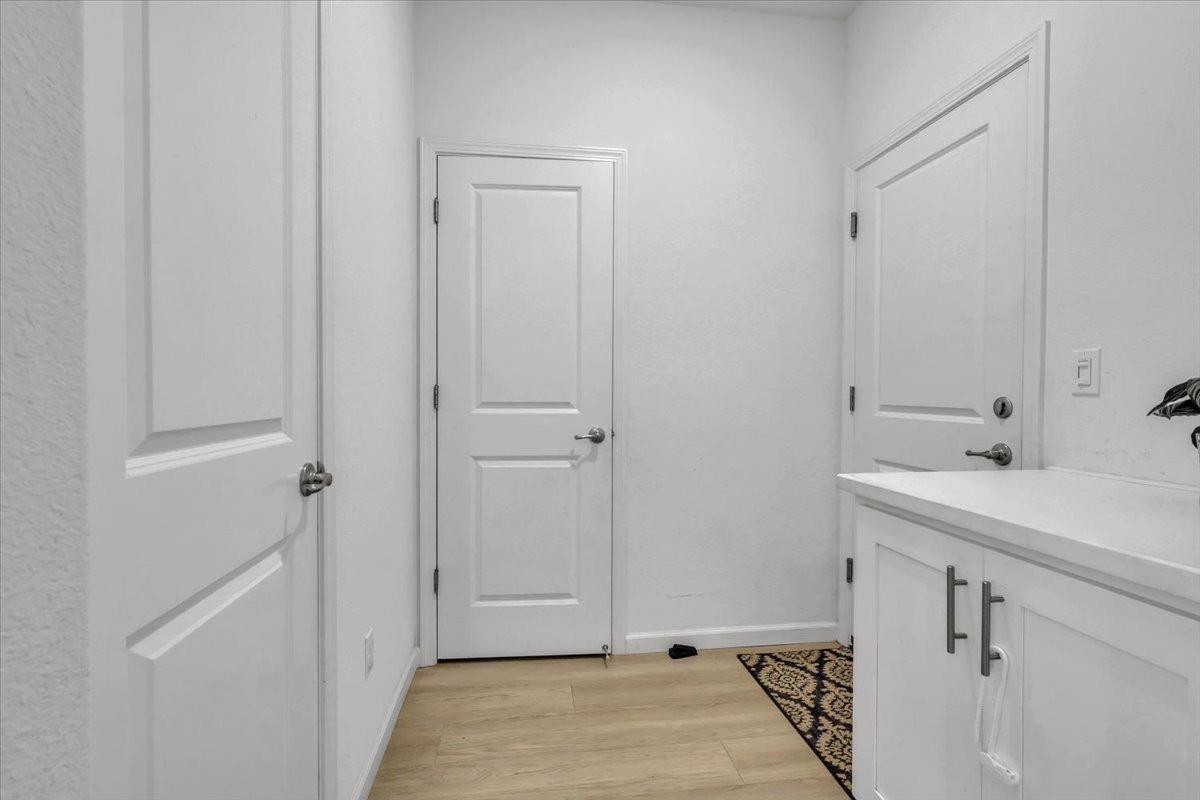 Detail Gallery Image 14 of 32 For 1730 Botticelli Way, Lodi,  CA 95242 - 4 Beds | 2/1 Baths