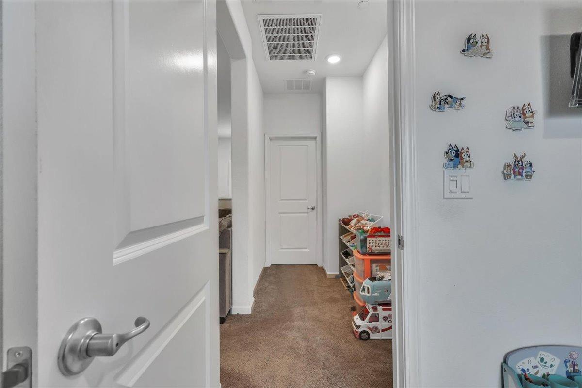 Detail Gallery Image 28 of 32 For 1730 Botticelli Way, Lodi,  CA 95242 - 4 Beds | 2/1 Baths