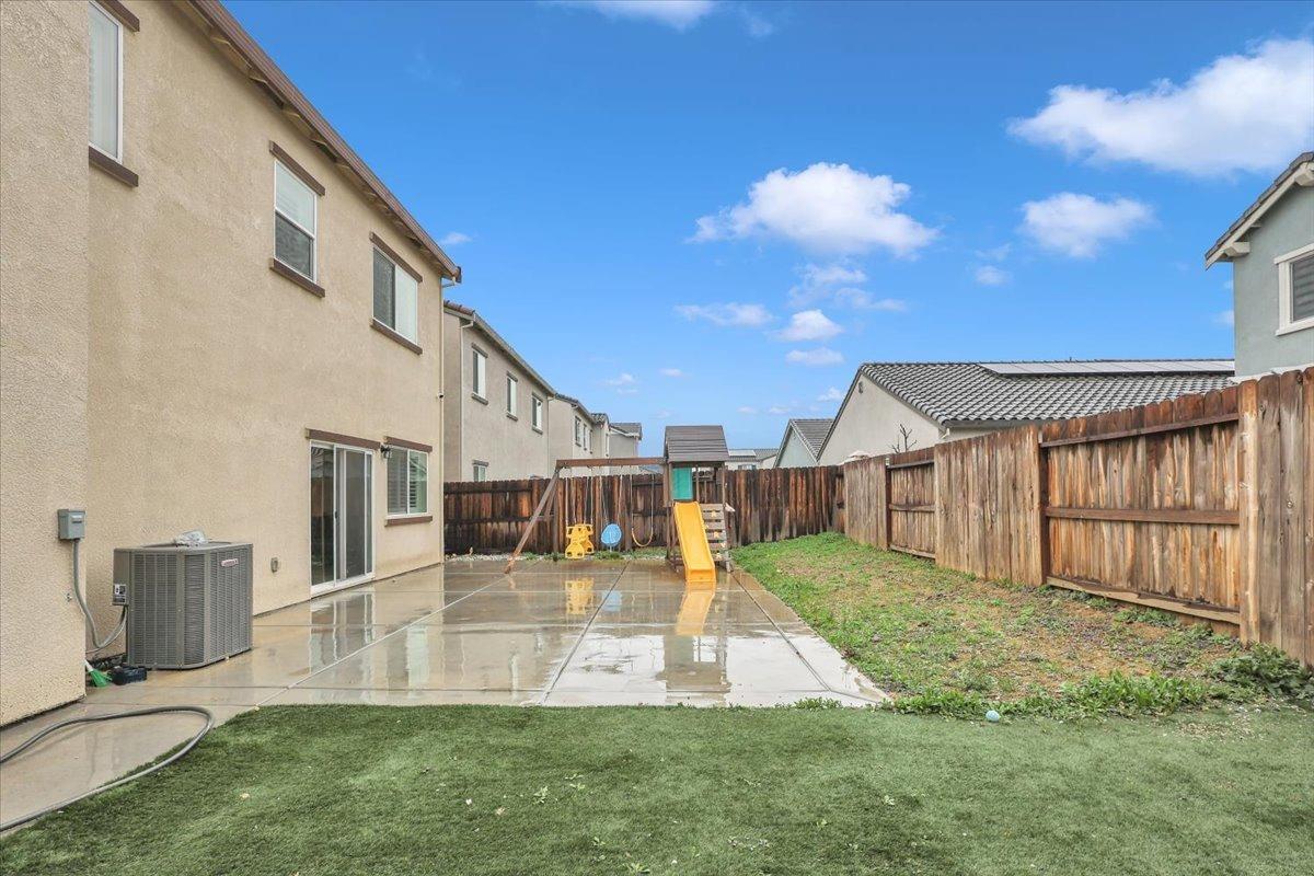 Detail Gallery Image 32 of 32 For 1730 Botticelli Way, Lodi,  CA 95242 - 4 Beds | 2/1 Baths