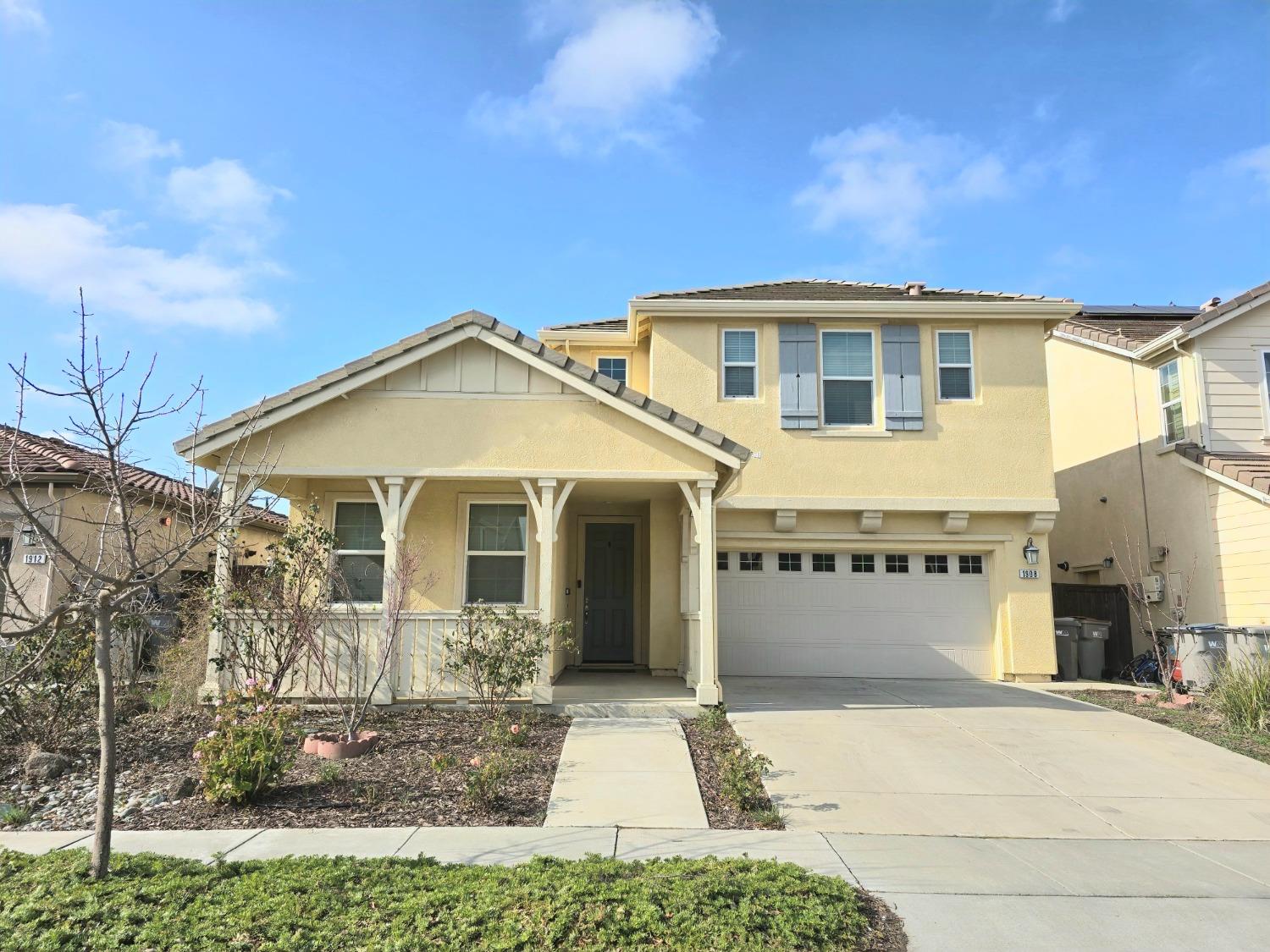 Detail Gallery Image 1 of 1 For 1908 Earl Ct, Woodland,  CA 95776 - 4 Beds | 3 Baths