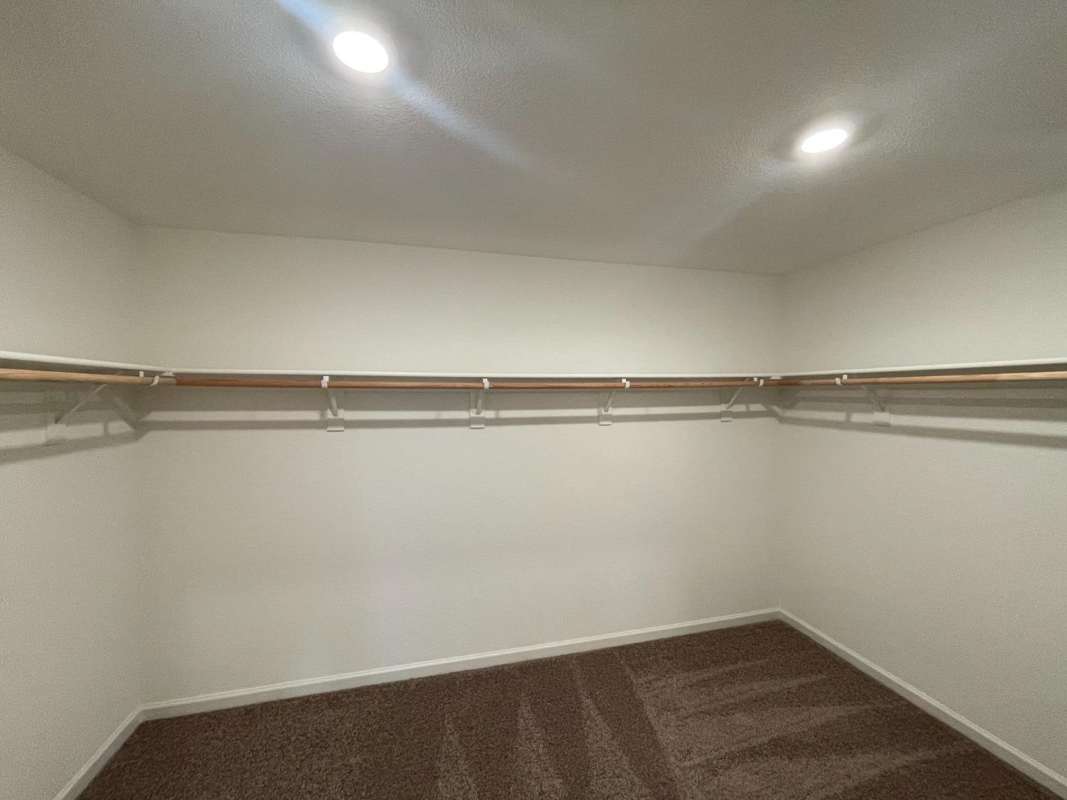 Detail Gallery Image 18 of 27 For 6329 Sun Haven St, Hughson,  CA 95326 - 5 Beds | 3/1 Baths