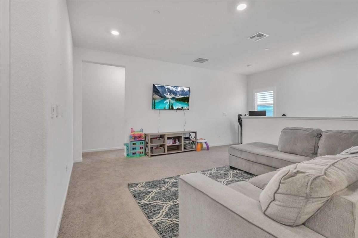 Detail Gallery Image 18 of 32 For 1730 Botticelli Way, Lodi,  CA 95242 - 4 Beds | 2/1 Baths