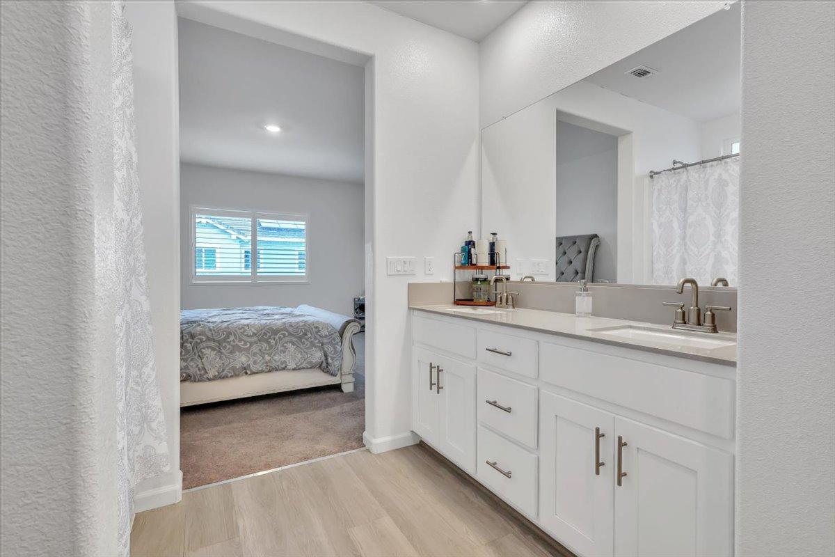 Detail Gallery Image 23 of 32 For 1730 Botticelli Way, Lodi,  CA 95242 - 4 Beds | 2/1 Baths