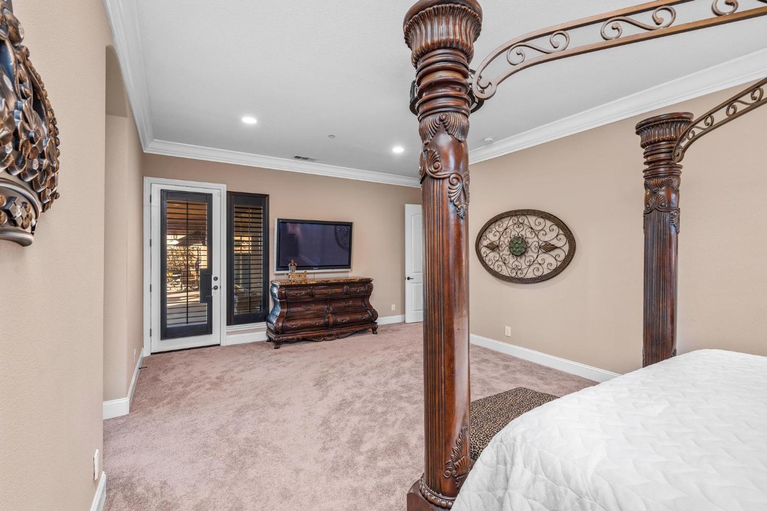 Detail Gallery Image 40 of 93 For 10717 Goldsborough Cir, Oakdale,  CA 95361 - 5 Beds | 5 Baths