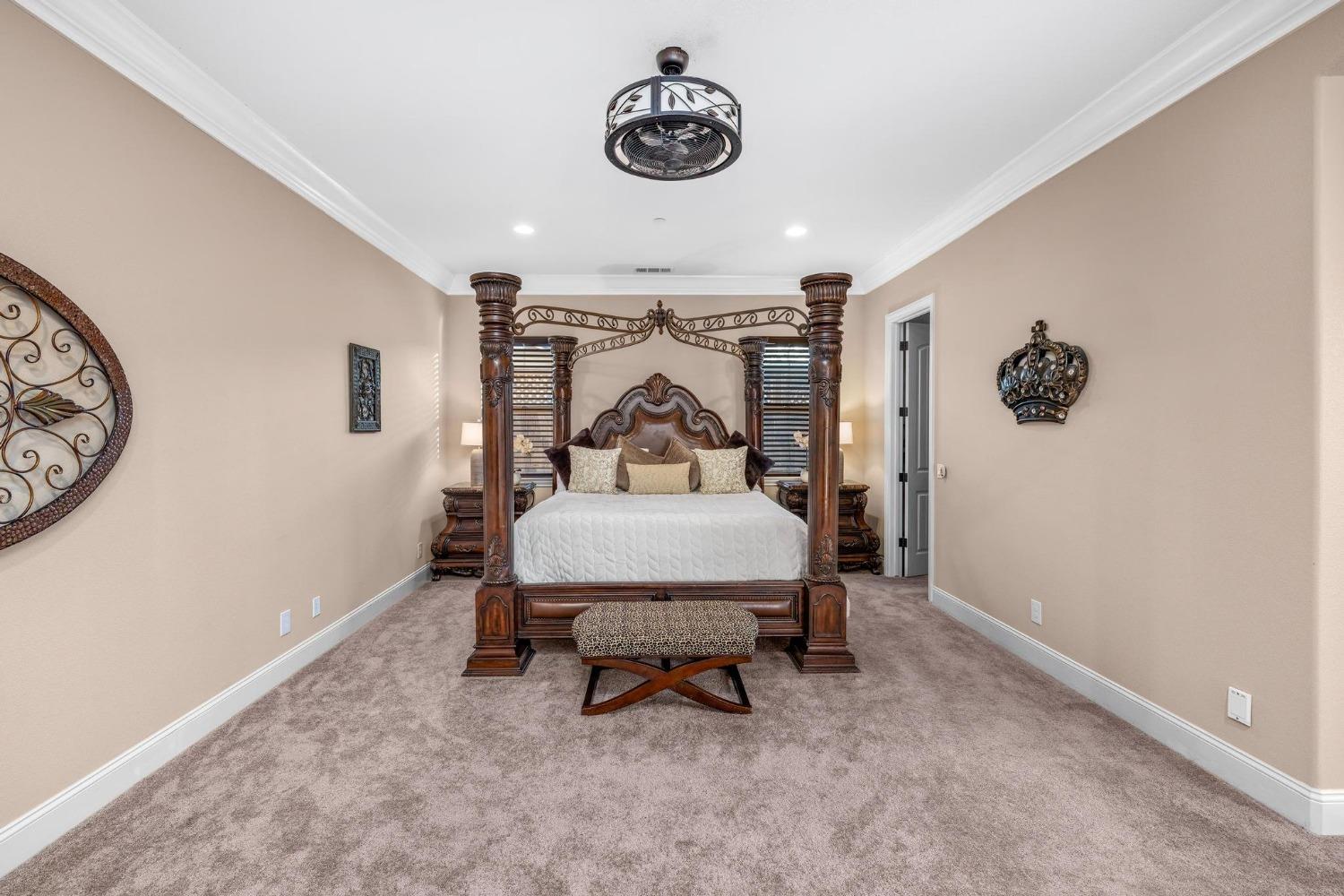 Detail Gallery Image 39 of 93 For 10717 Goldsborough Cir, Oakdale,  CA 95361 - 5 Beds | 5 Baths