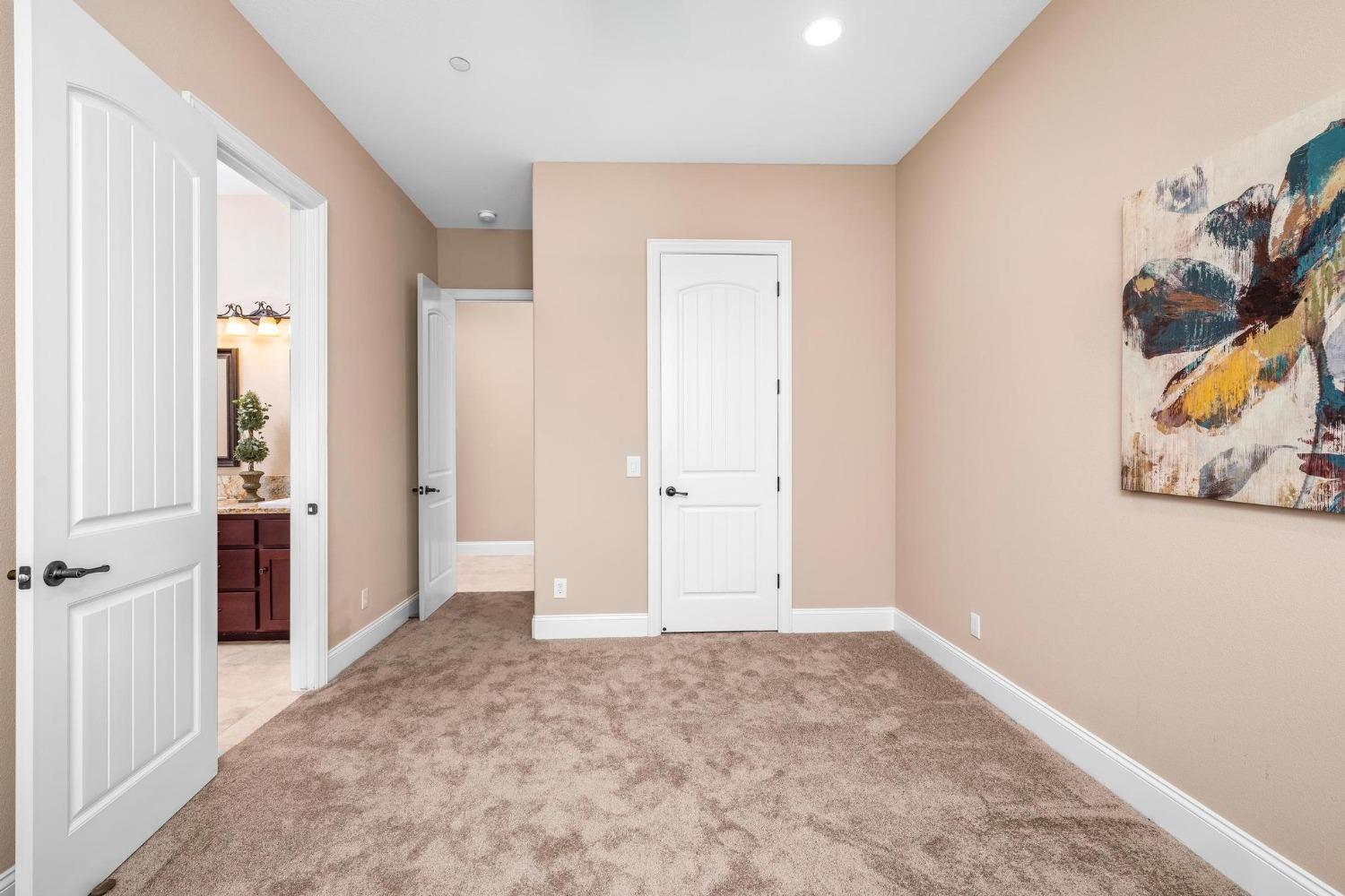 Detail Gallery Image 50 of 93 For 10717 Goldsborough Cir, Oakdale,  CA 95361 - 5 Beds | 5 Baths