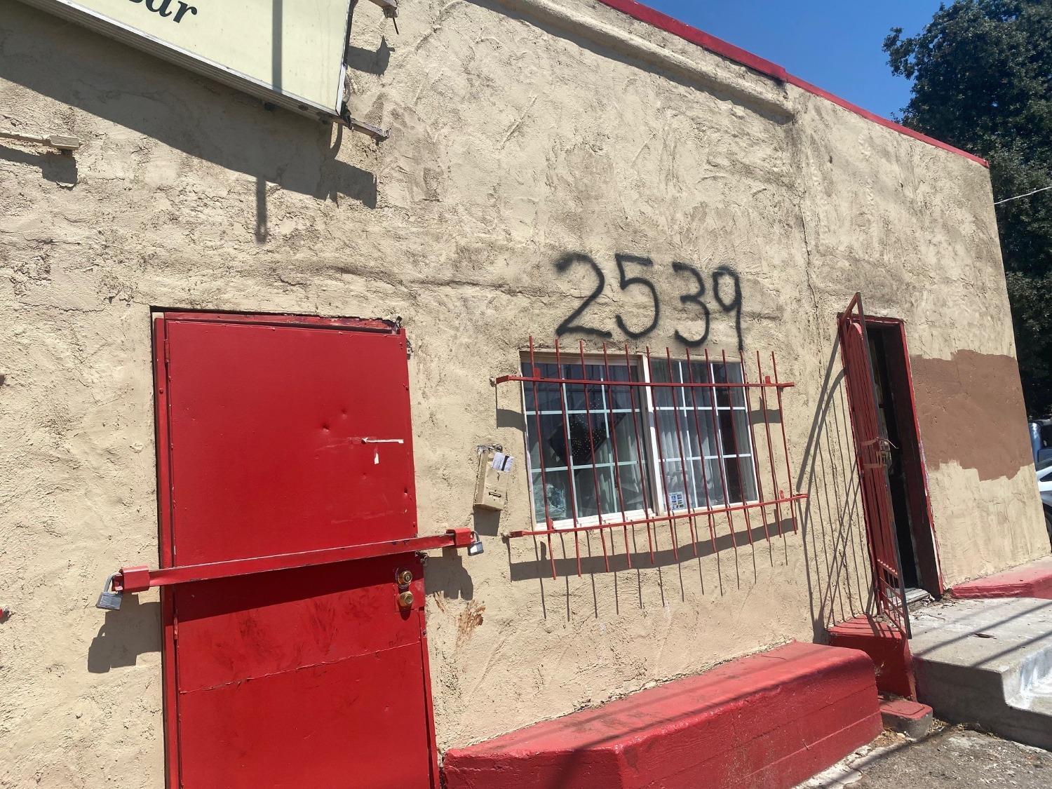 Detail Gallery Image 2 of 9 For 2539 E Main St, Stockton,  CA 95205 - – Beds | – Baths