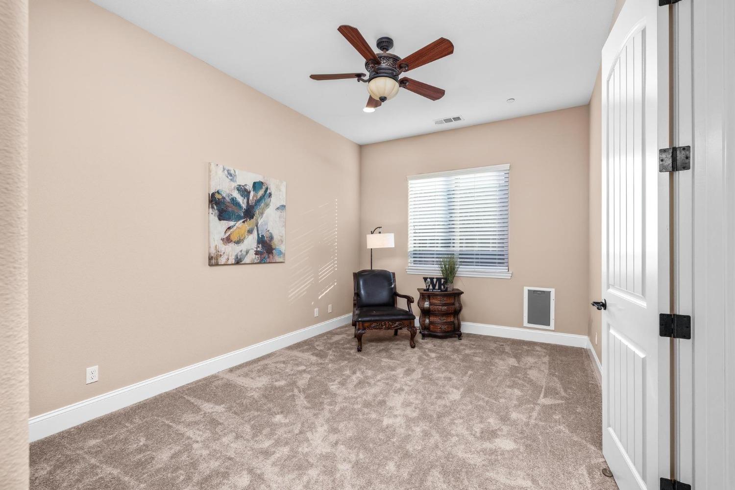 Detail Gallery Image 49 of 93 For 10717 Goldsborough Cir, Oakdale,  CA 95361 - 5 Beds | 5 Baths